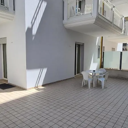 Rubino Smart Stay - Arredi Nuovi, Doppi Balconi O Patio A 100M Dal Mare - P R A T U R E C C I Group Lejlighed *