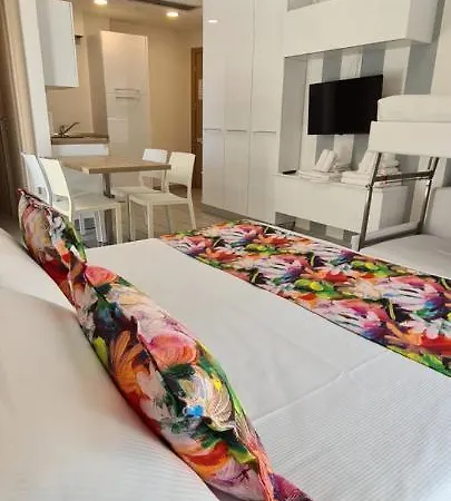 Appartement Rubino A 100 Passi Dal Mare - P R A T U R E C C I Group Riccione