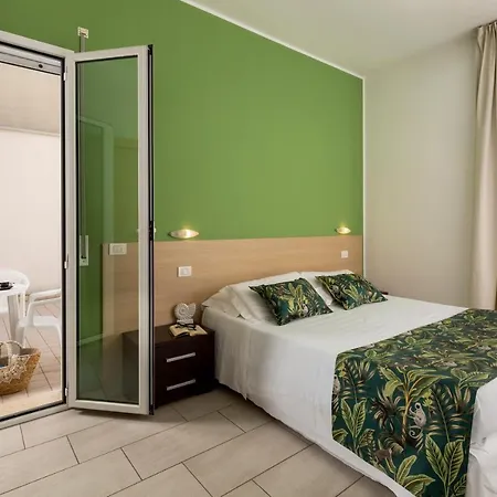 Rubino Smart Stay - Arredi Nuovi, Doppi Balconi O Patio A 100M Dal Mare - P R A T U R E C C I Group Lejlighed Riccione