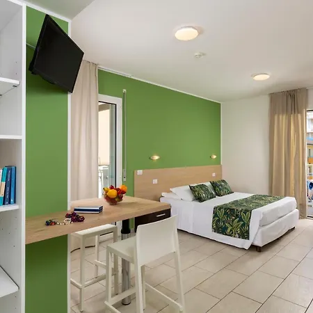 Rubino Smart Stay - Arredi Nuovi, Doppi Balconi O Patio A 100M Dal Mare - P R A T U R E C C I Group *