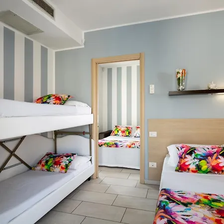 Daire Rubino Smart - Ideale Per Ragazzi - A 100m Dal Mare - P R A T U R E C C I Group *