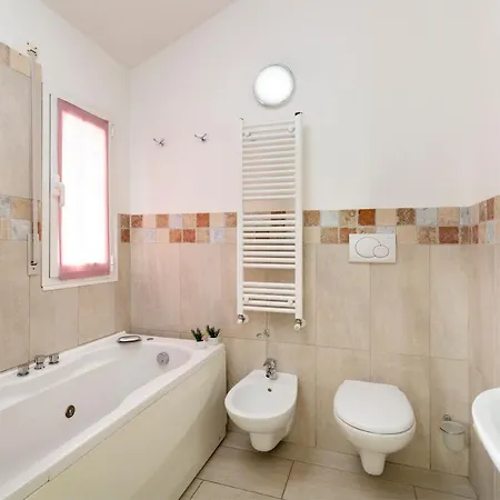 Rubino A 100 Passi Dal Mare - P R A T U R E C C I Group Riccione