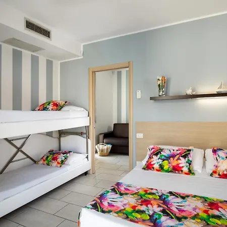 Rubino Smart Stay - Arredi Nuovi, Doppi Balconi O Patio A 100M Dal Mare - P R A T U R E C C I Group Riccione