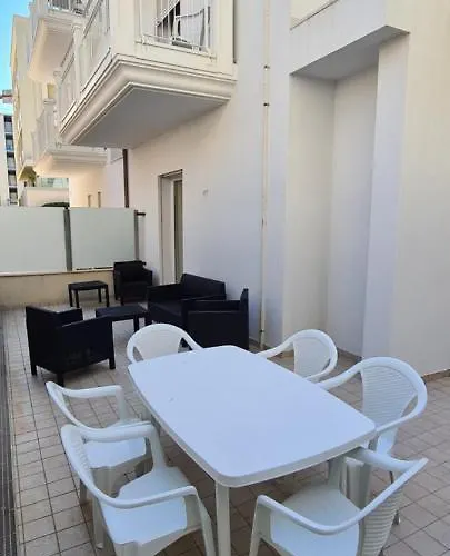 Rubino Smart - Arredi Nuovi, Doppi Balconi O Patio A 100m Dal Mare - P R A T U R E C C I Group Riccione