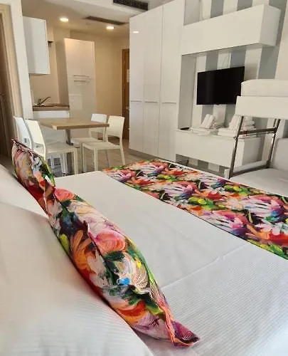 Appartement Rubino Smart - Arredi Nuovi, Doppi Balconi O Patio A 100m Dal Mare - P R A T U R E C C I Group Riccione