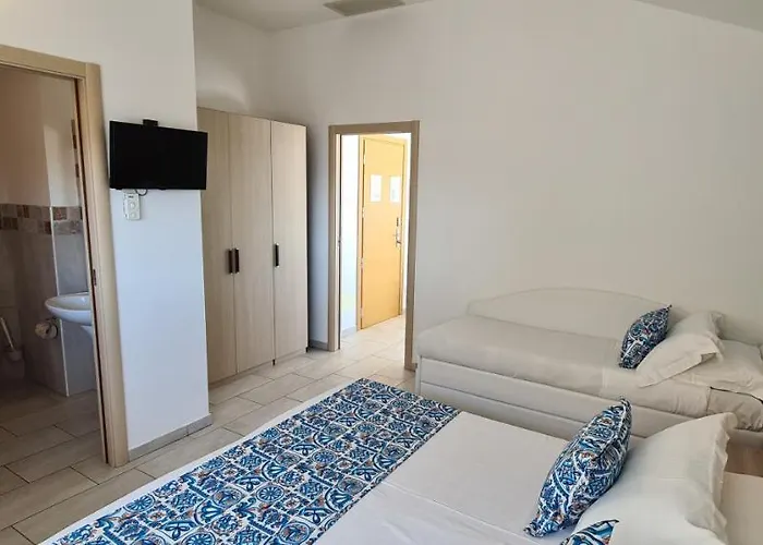 Rubino Smart - Arredi Nuovi, Doppi Balconi O Patio A 100m Dal Mare - P R A T U R E C C I Group Appartement