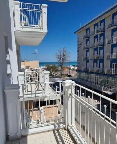 شقة Rubino Smart - Arredi Nuovi, Doppi Balconi O Patio A 100m Dal Mare - P R A T U R E C C I Group