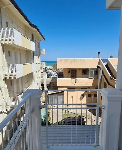 Rubino Smart - Arredi Nuovi, Doppi Balconi O Patio A 100m Dal Mare - P R A T U R E C C I Group ريتشيوني