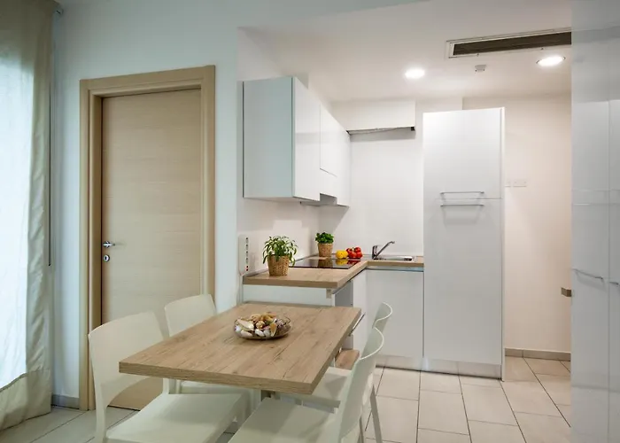 Rubino Smart - Arredi Nuovi, Doppi Balconi O Patio A 100m Dal Mare - P R A T U R E C C I Group