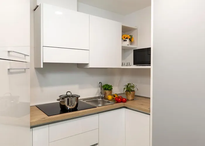 Rubino Smart - Arredi Nuovi, Doppi Balconi O Patio A 100m Dal Mare - P R A T U R E C C I Group ريتشيوني