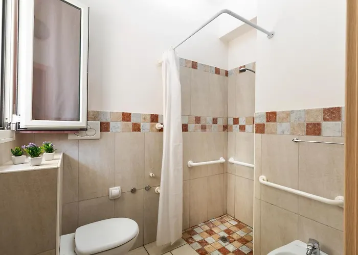 Rubino Smart - Arredi Nuovi, Doppi Balconi O Patio A 100m Dal Mare - P R A T U R E C C I Group Appartement