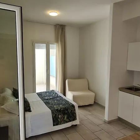 Rubino Smart - Arredi Nuovi, Doppi Balconi O Patio A 100m Dal Mare - P R A T U R E C C I Group Riccione