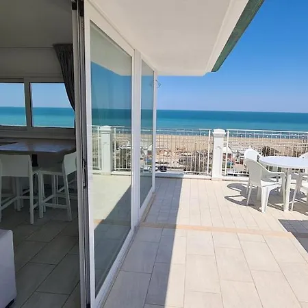 Rubino Smart Stay - Arredi Nuovi, Doppi Balconi O Patio A 100M Dal Mare - P R A T U R E C C I Group