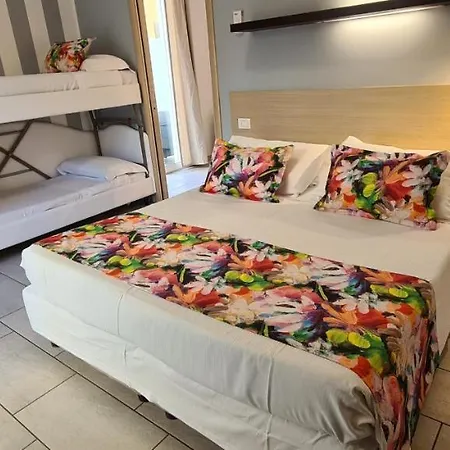 Rubino A 100 Passi Dal Mare - P R A T U R E C C I Group Apartment