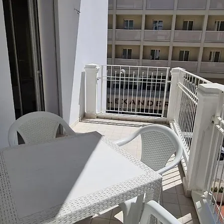 Rubino Smart Stay - Arredi Nuovi, Doppi Balconi O Patio A 100M Dal Mare - P R A T U R E C C I Group Ριτσιόνε