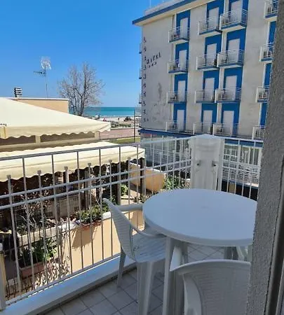 Rubino Smart Stay - Arredi Nuovi, Doppi Balconi O Patio A 100M Dal Mare - P R A T U R E C C I Group Διαμέρισμα