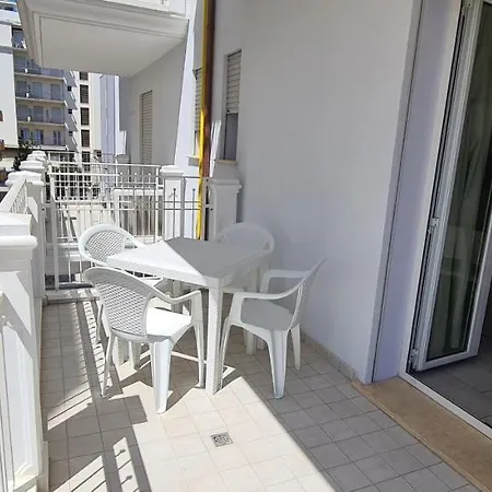 Rubino Smart Stay - Arredi Nuovi, Doppi Balconi O Patio A 100M Dal Mare - P R A T U R E C C I Group Διαμέρισμα