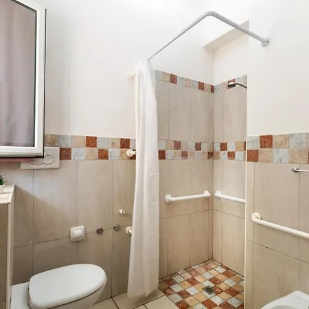 Rubino A 100 Passi Dal Mare - P R A T U R E C C I Group Apartment