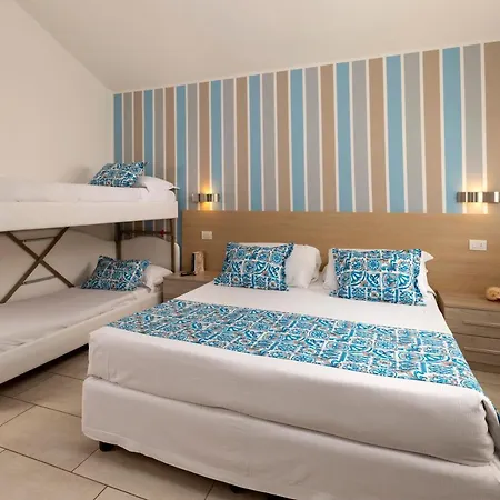 Rubino Smart Stay - Arredi Nuovi, Doppi Balconi O Patio A 100M Dal Mare - P R A T U R E C C I Group Διαμέρισμα *