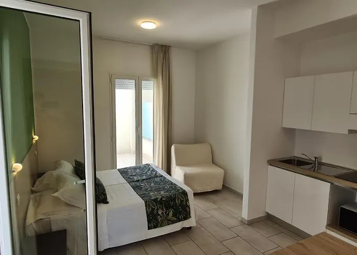 Rubino Smart - Arredi Nuovi, Doppi Balconi O Patio A 100m Dal Mare - P R A T U R E C C I Group 리치오네