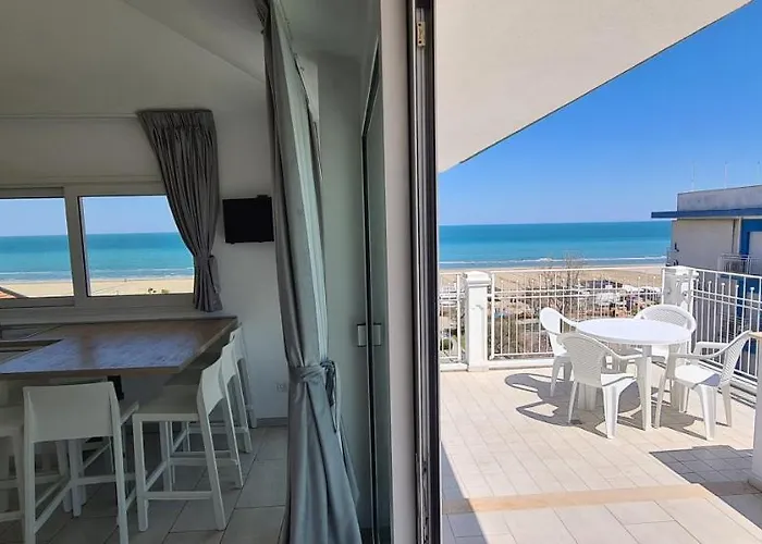 Daire Rubino Smart - Arredi Nuovi, Doppi Balconi O Patio A 100m Dal Mare - P R A T U R E C C I Group