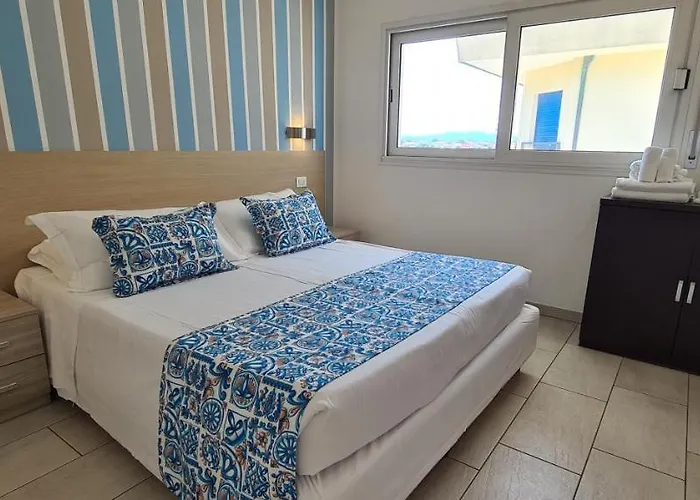 Rubino Smart - Arredi Nuovi, Doppi Balconi O Patio A 100m Dal Mare - P R A T U R E C C I Group Daire Riccione