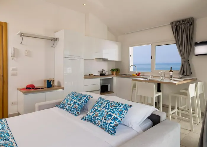 Rubino Smart - Arredi Nuovi, Doppi Balconi O Patio A 100m Dal Mare - P R A T U R E C C I Group 리치오네